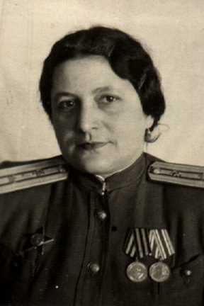 Ашурова Иззет Ханум