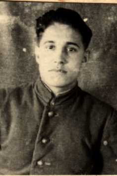Ахметжанов Алим Сабирович