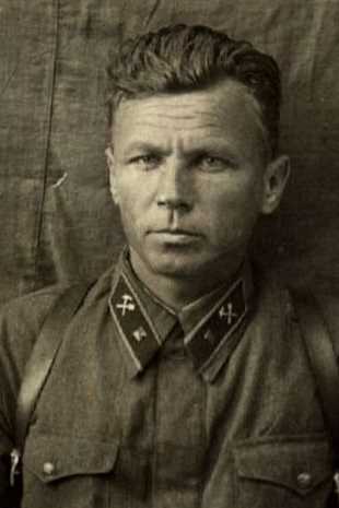 Титов Александр Тихонович