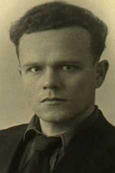 Олейник Михаил Савельевич