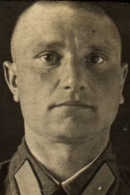 Лавров Виктор Петрович