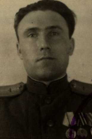 Зверев Василий Яковлевич