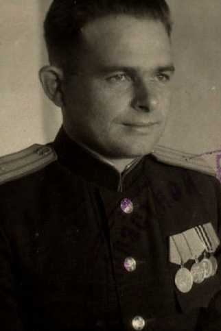 Агапов Алексей Максимович
