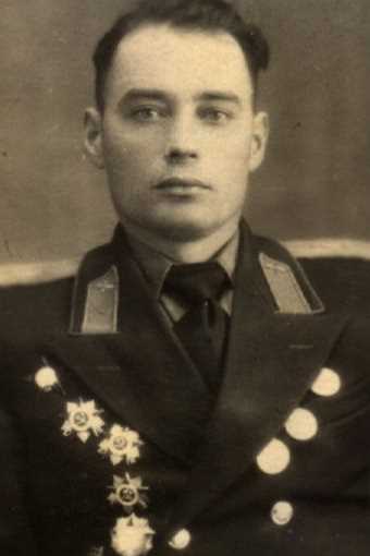Твердый|Твердой Александр Александрович