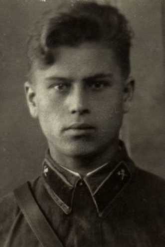 Комаров Михаил Георгиевич