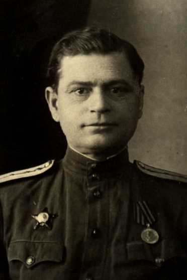 Зверев Ермолай Емельянович