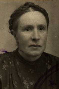 Гуляева Анна Дмитриевна