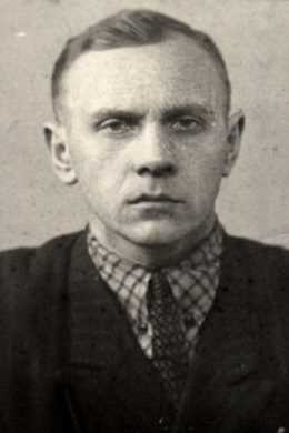 Петров Михаил Евгеньевич