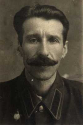 Гревцов|Гревцев|Гребцов Петр Дмитриевич