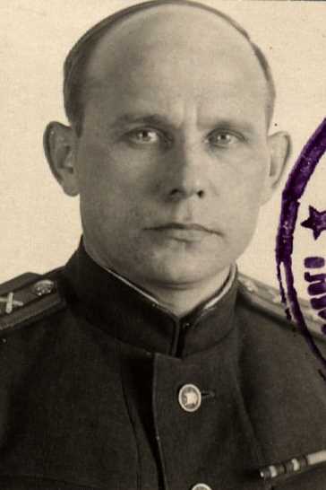 Емельянов Александр Тихонович