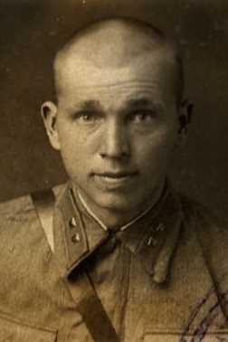 Хомутинник Иван Александрович