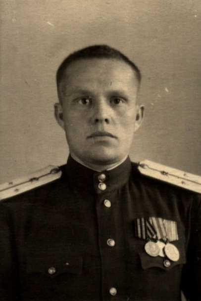 Петров Иван Иванович