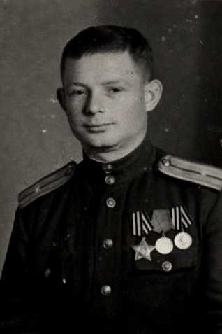 Ларионов Анатолий Андреевич