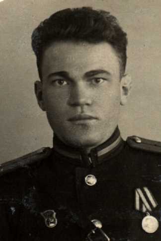 Безруков Александр Тихонович