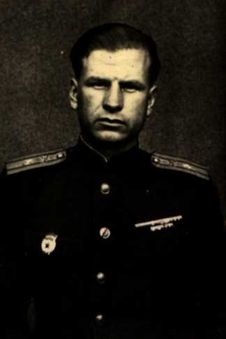 Хомутов Александр Ефимович