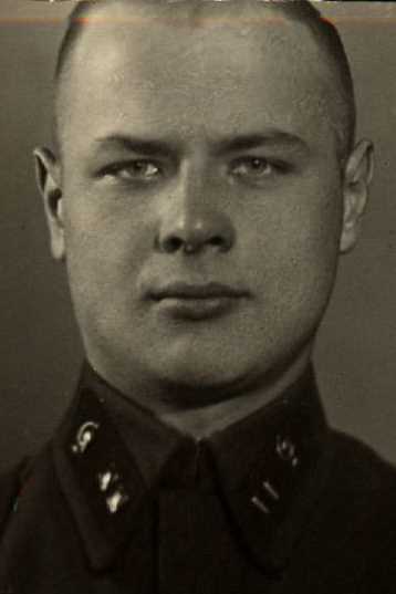 Иванов Василий Васильевич