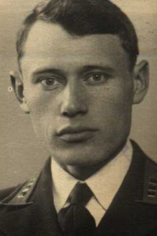 Яблоков Виталий Алексеевич