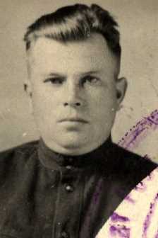 Гусарь Николай Максимович