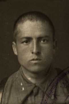 Ахмедов Ахрал.