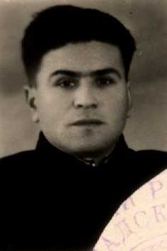 Ахмедов Ачил