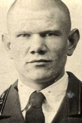 Самбуров Петр Матвеевич