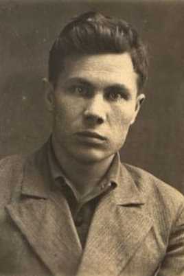 Назаров Арсений Анисимович