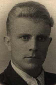 Жариков Дмитрий Семенович