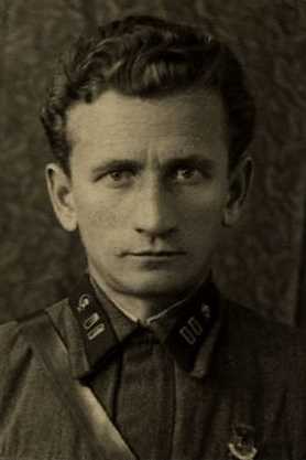 Хохлов Петр Петрович