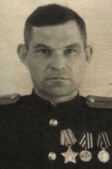 Петров Андрей Петрович