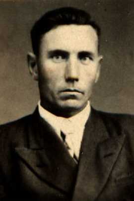 Петров Петр Федорович