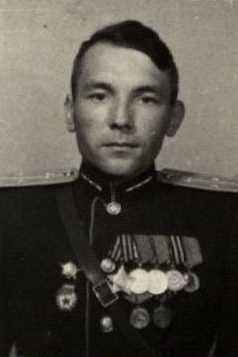 Попов Степан Степанович