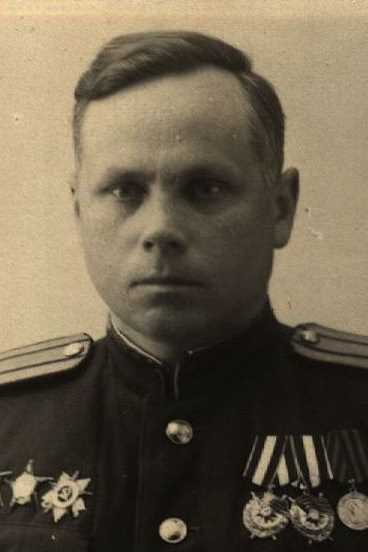 Петров Александр Алексеевич