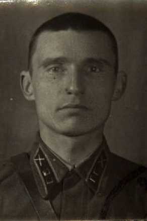 Павлов Виктор Петрович
