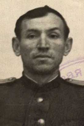 Туров Евгений Матвеевич