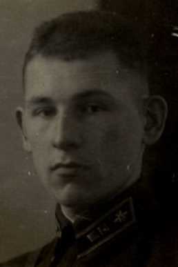 Тюленев Дмитрий Николаевич