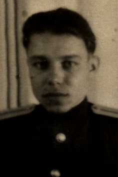 Левин Дмитрий Андреевич
