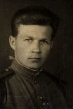 Плужник Денис Васильевич