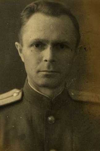 Овчинников Илья Демидович