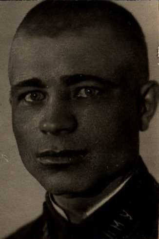 Шахов Дмитрий Свиридович