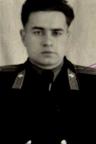Петров Анатолий Васильевич