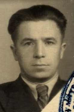Москвичев Юрий Михаилович (Михайлович)