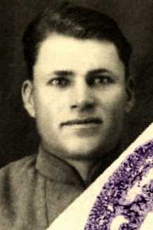 Шпилька|Шпилка Илья Платонович