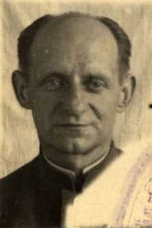 Остапенко Владимир Дмитриевич