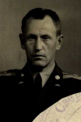 Ларионов Валентин Иванович