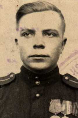 Карташев (Карташов) Иван Максимович