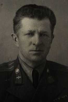 Тесаков Иван Иванович