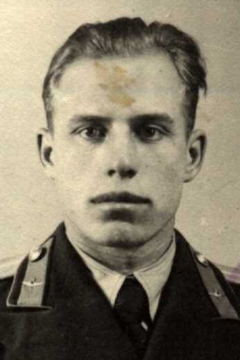 Попов Василий Сергеевич