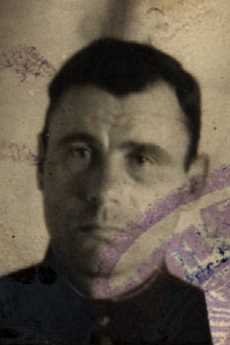 Калиничев Илья Терентьевич