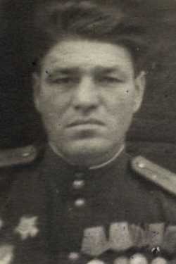 Синящок|Синящек Емельян Никитович