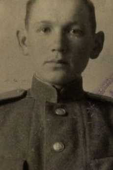 Петровых Юрий Иванович
